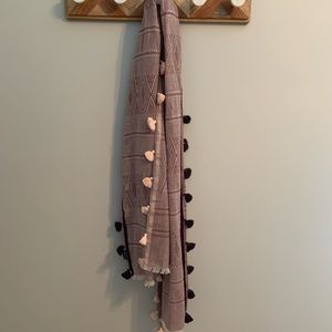 Madewell cape scarf with armholes, OS, maroon and pink
